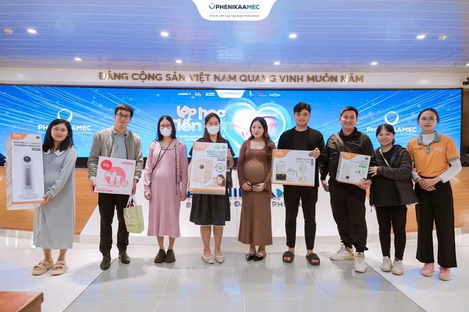 Tham dự Lớp học tiền sản tháng 12 PhenikaaMec, nhận quà giá trị và ưu đãi gói thai sản